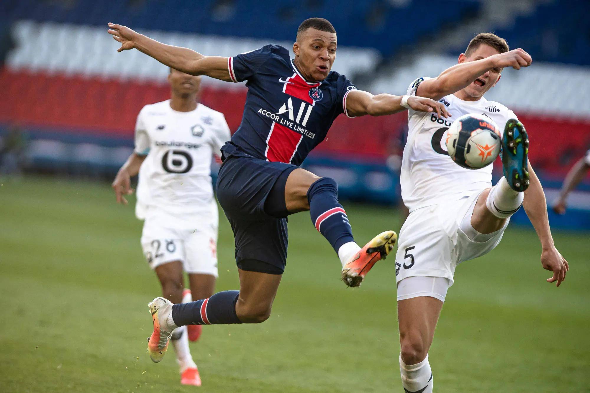 乐鱼-包含巴黎圣日耳曼再度胜利,一场双方握手言和的比赛的词条